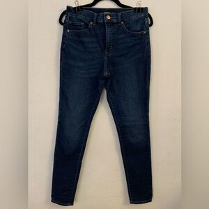 Express - Size 6 Long - Women's Dark Blue Skinny Jeans